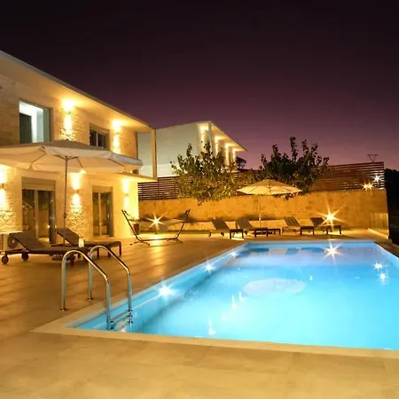 Eva West And East With 2 Private Infinity Pool & And Panoramic Sea View וילה *